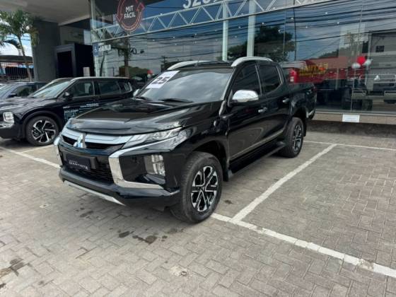 MITSUBISHI L200 TRITON 2.4 16V TURBO DIESEL SPORT HPE-S CD 4P 4X4 AUTOMÁTICO MITSUBISHI L200 TRITON 2.4 16V TURBO DIESEL SPORT HPE-S CD 4P 4X4 AUTOMÁTICO
